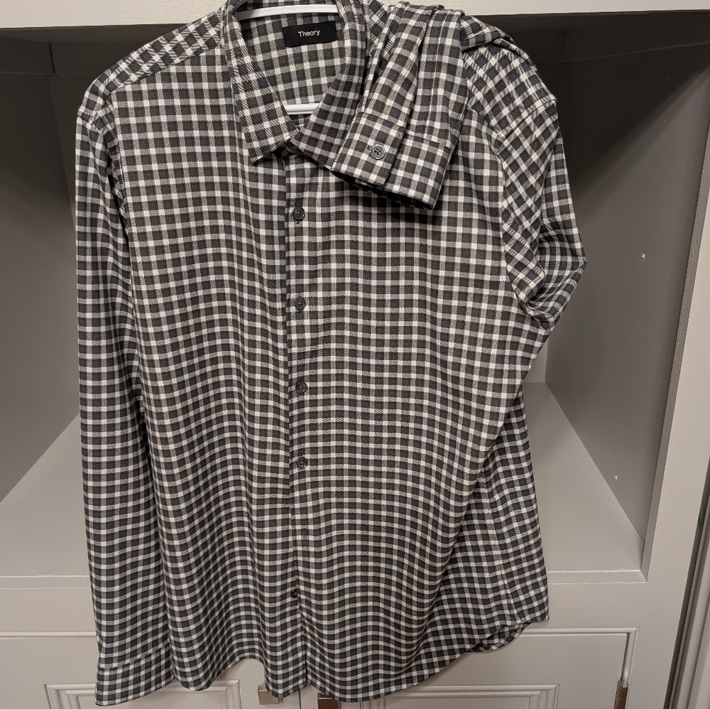 NWOT's Theory Men's L charcoal grey and white button shirt ...looks dressy - Picture 5 of 10